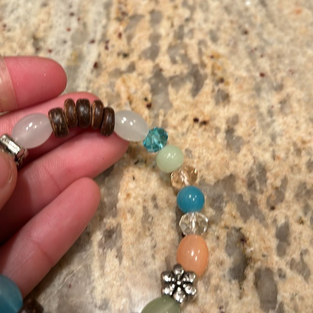 Handmade beaded bracelet - Picture 6 of 6